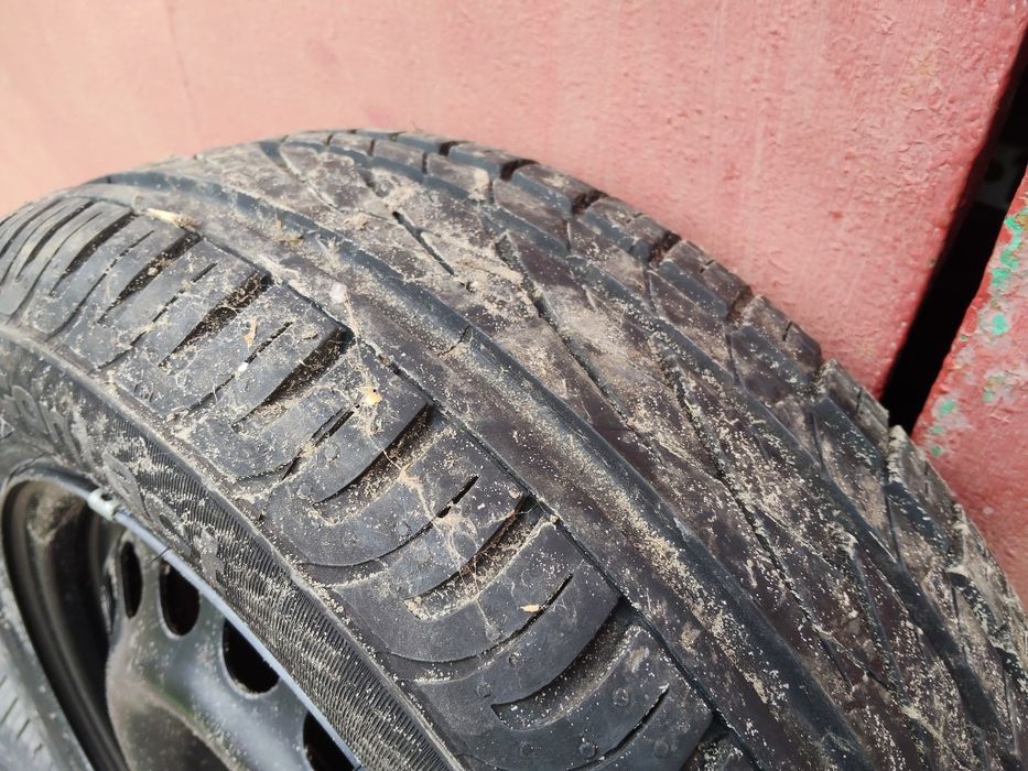 Set anvelope vara noi