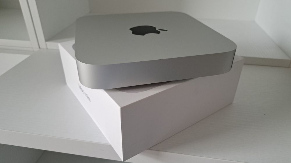 Sistem Apple MacMini M1, monitor inclus
