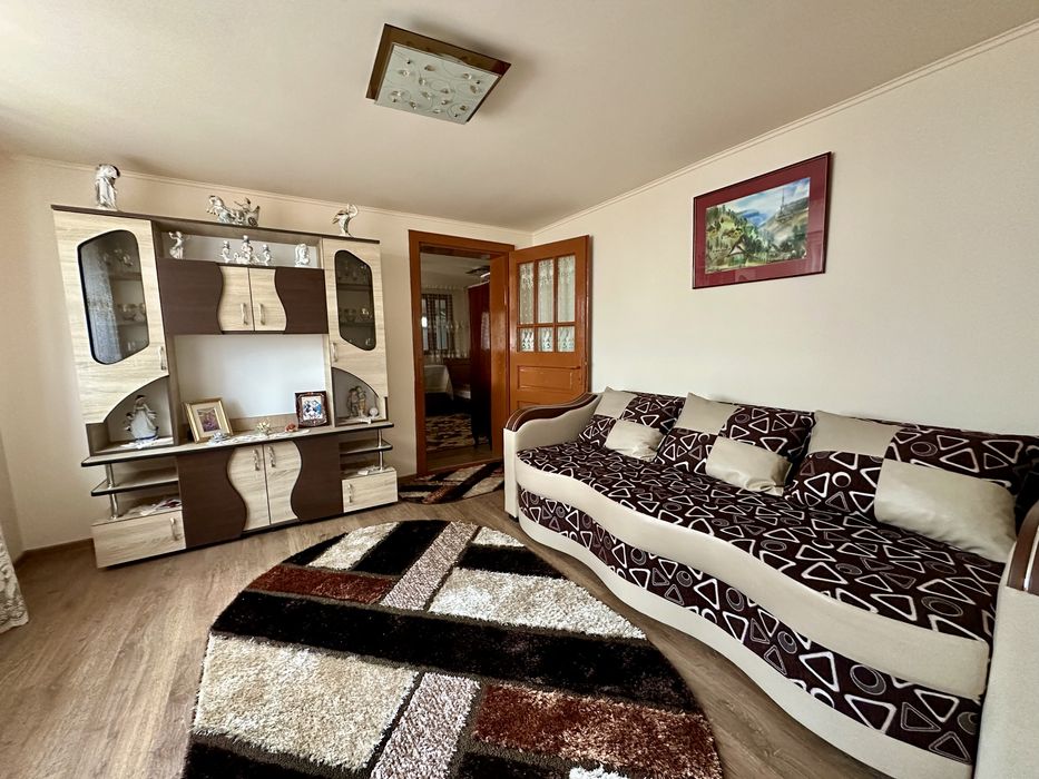 Casă de vanzare / Proprietar / Livadă / 1425 mp