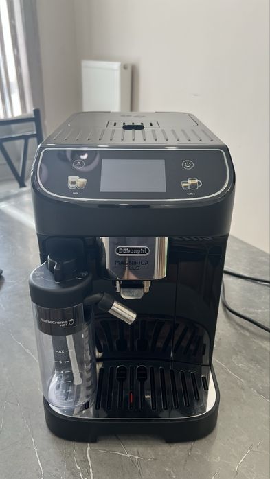 Продам  Delonghi кофемашина