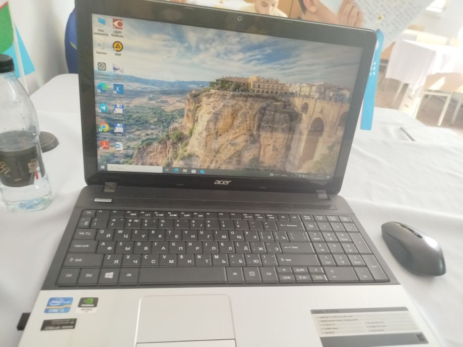 Acer noutbook intel core i3 tezda sotiladi