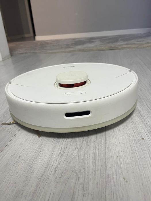 Робот пылесос Dreame
