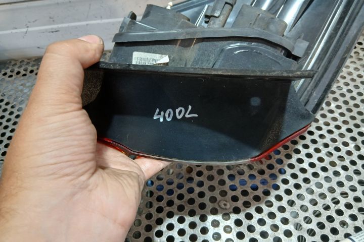 Lampa / Tripla stop stanga pe aripa Nissan Qashqai prima generatie J1