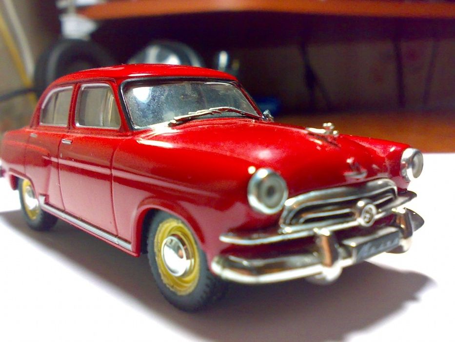 Деагостини  газ 21