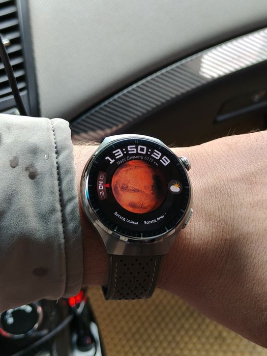 Huawei Watch 4 Pro в отличном состоянии