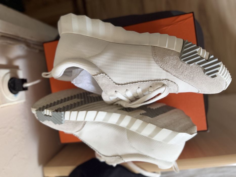 HERMES Grey/White Bouncing Sneaker