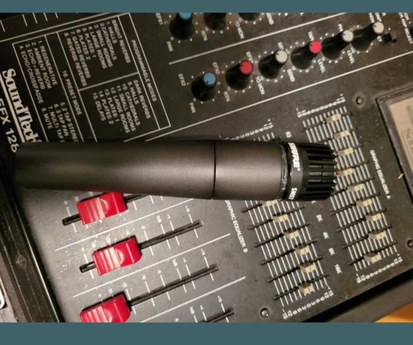 Mixer+Boxe+Microfon+Cabluri Baia Mare • OLX.ro