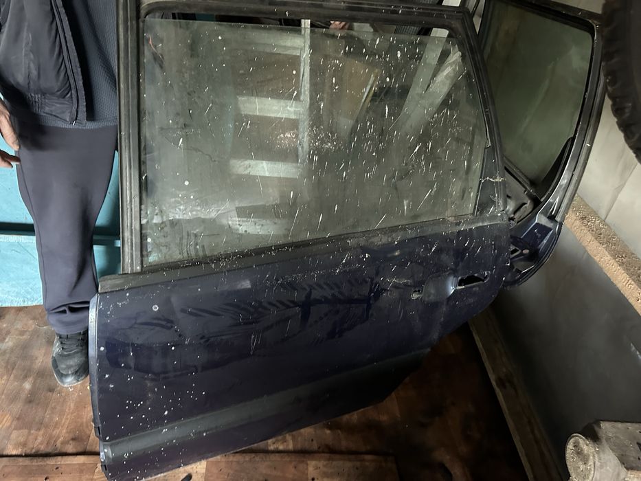 Гольф 3 задние двери