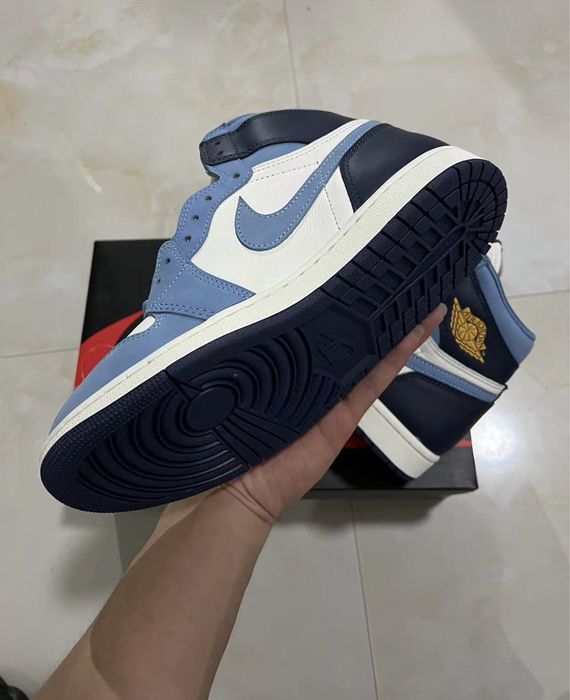 Air Jordan 1 Retro High OG First in Flight