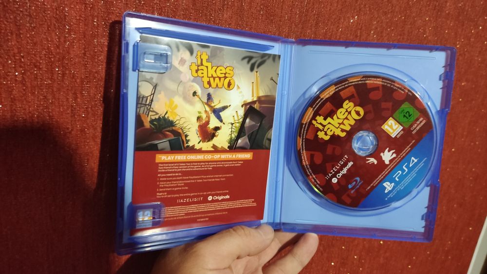 It takes two на Playstation 4