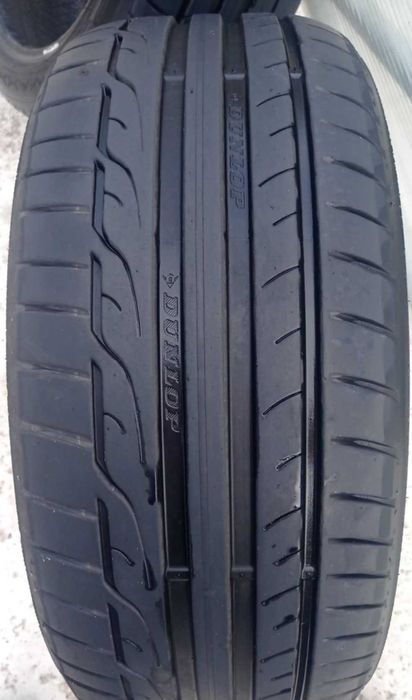 Гуми Dunlop 225/45 R17