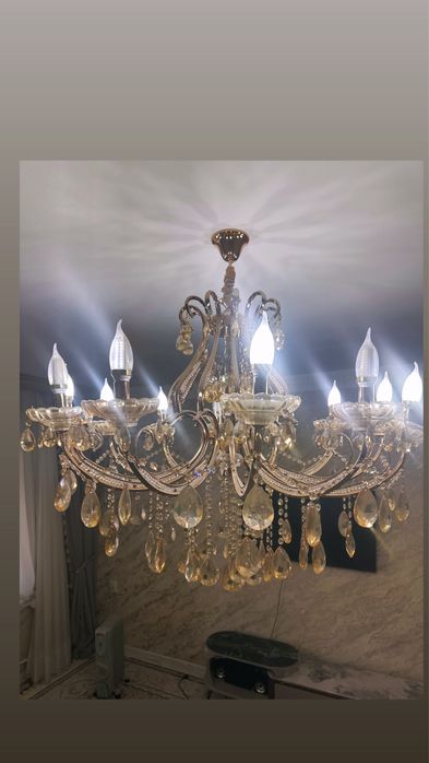 Lyustra klassik-