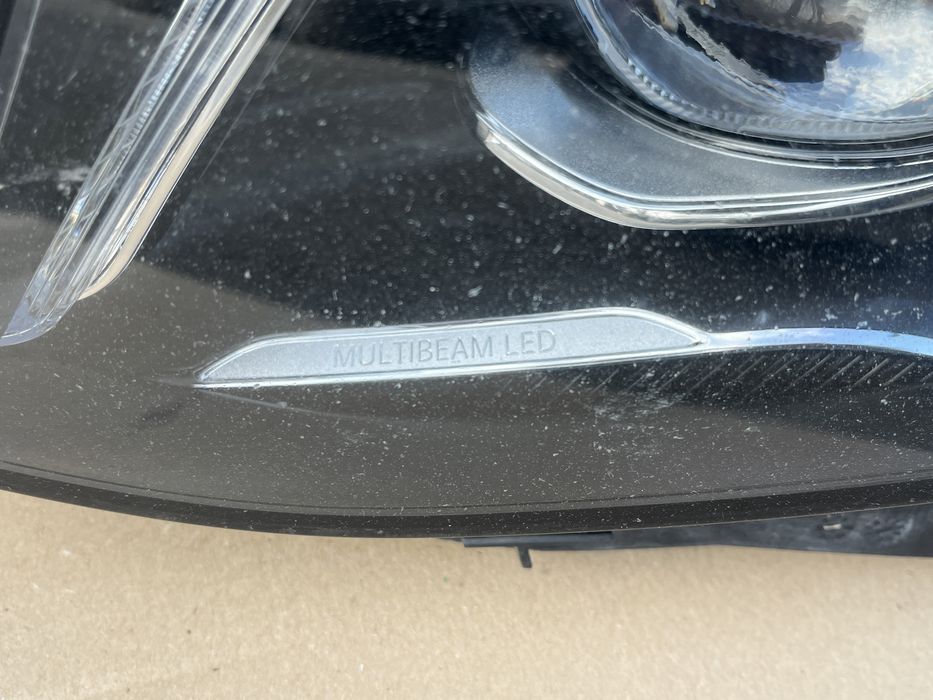 Far stanga Multi Beam Mercedes E Class W213