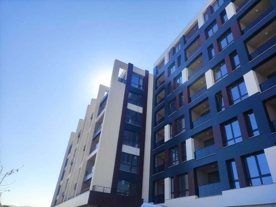 Собственик продава 2-СТАЕН  град Пловдив, Тракия [78кв.м / 103 000 евро]
