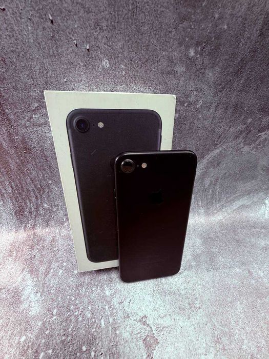Apple iPhone 7.(г.Жезказган ул.Мира 20), лот:(962337)