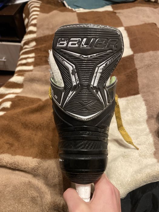 Коньки хоккейные Хсл