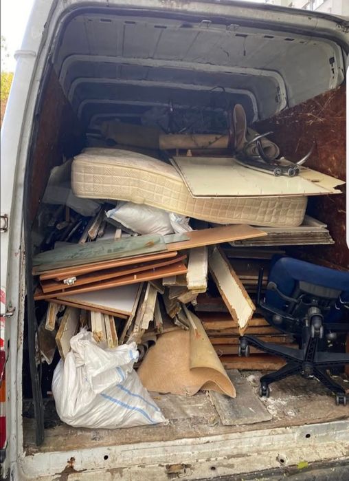 Ridicăm moloz defrișări Ridic orice tip de deseuri din gospodarii si d