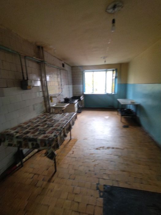 Срочно ПРОДАМ 1/4/5эт.кирпич.дом.в Яккасарай рн.ул.кушбеги.сред.ремонт