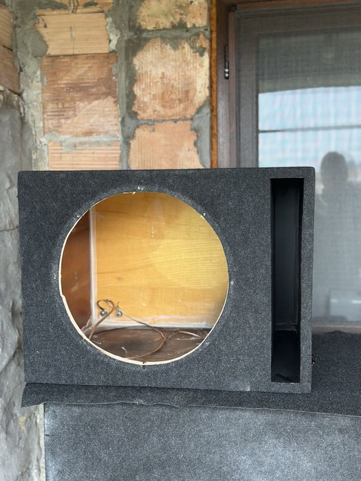 Кутия за 15 инчов говорител