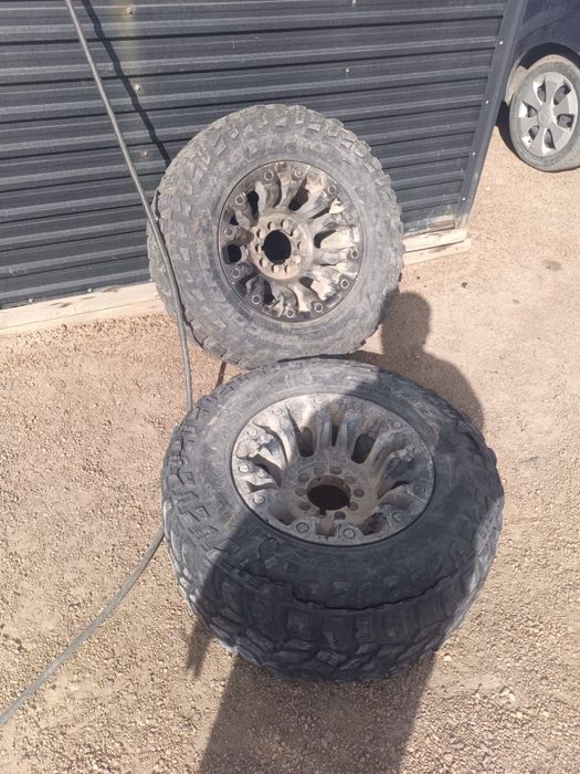 Диски и одна шины