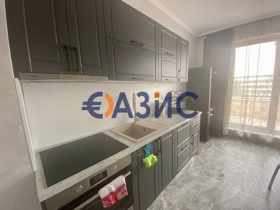 Продава се Едностаен апартамент в Несебър - 53 кв.м за 1482 €/кв.м - Снимка #6