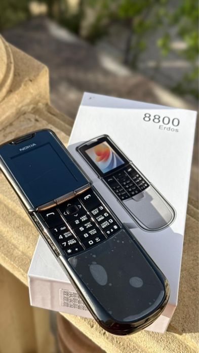 Новый Nokia 8800