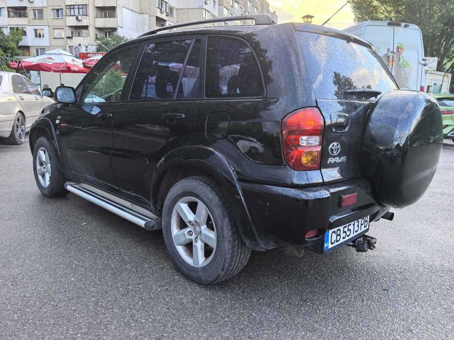 Продава Toyota RAV 4