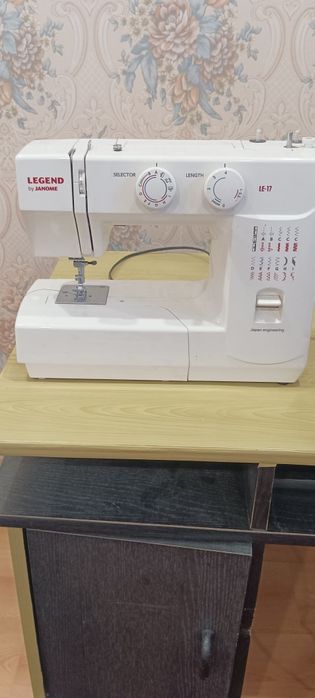 Швейная машинка в отличном состоянии