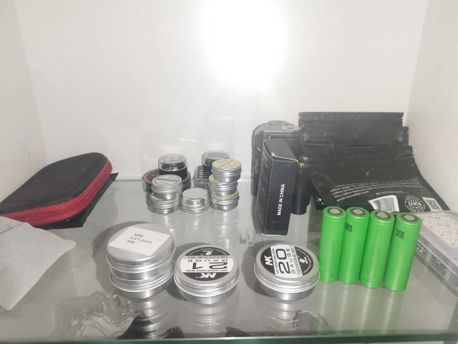 Vand MOD Hammer of God 400 XL + Atomizor Valkyrie XL RTA