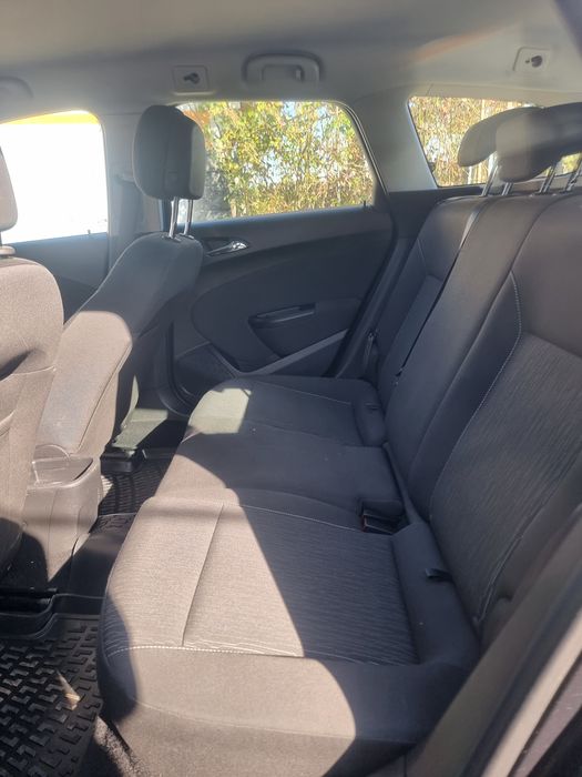 Opel astra sports tourer 1.6 diesel 2015 euro 6