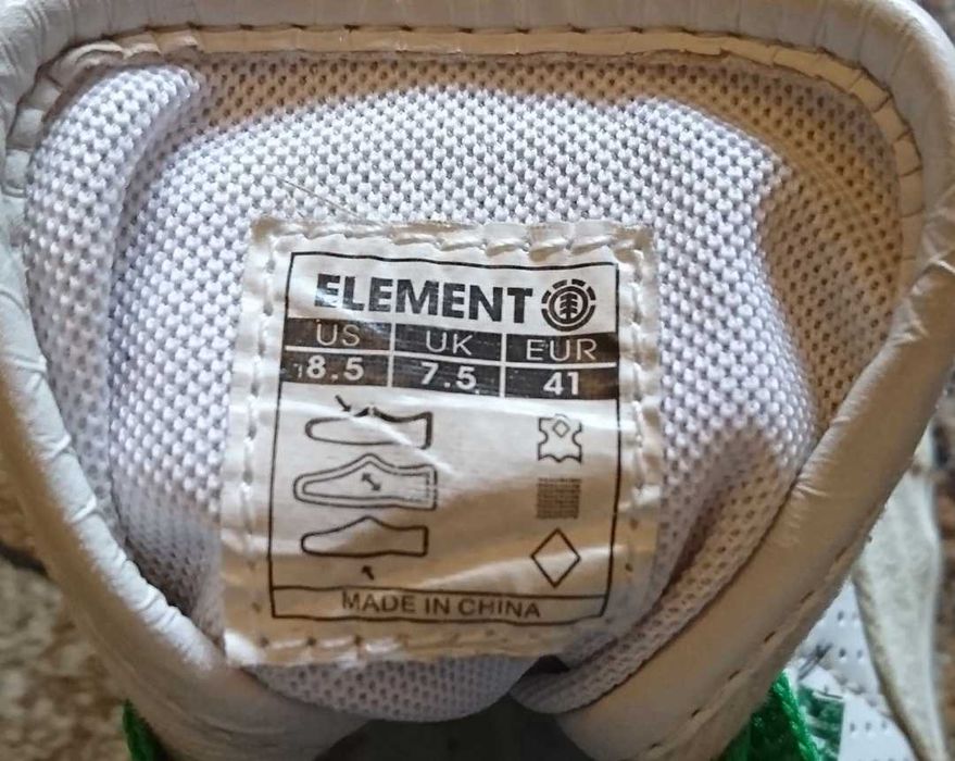 Tenisi, adidasi, ghete Element, DC