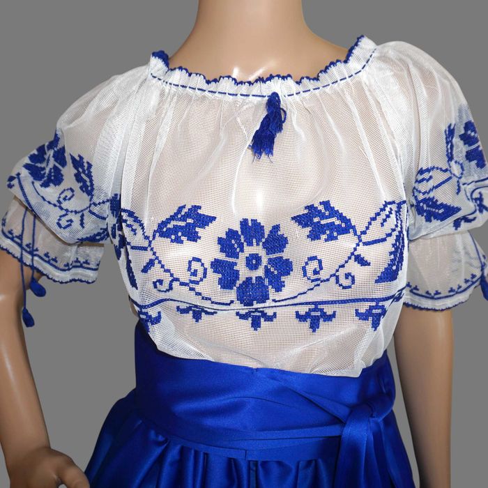 Ie lucrata manual si fusta - costum popular reinterpretat 34-36