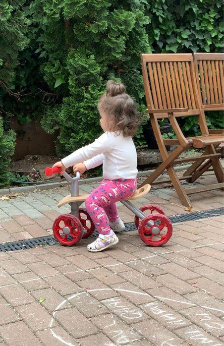 Bicicleta fara pedale Hape Trail Rider, din metal si lemn, cu 4 roti