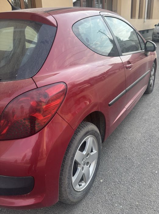 Autoturism PEUGEOT 207