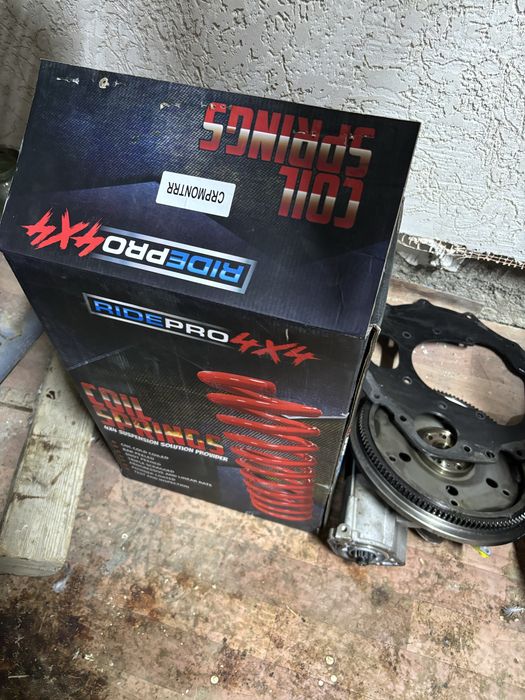 Мотор интеркулер пружина