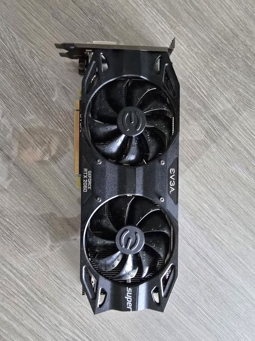 **ТОП ЦЕНА** Продавам EVGA GeForce RTX 2060 SUPER (8GB GDDR6)