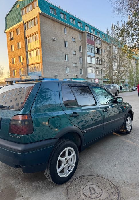 Продам гольф 3 1.8 моно