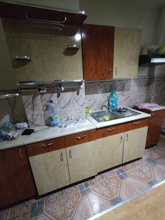Vând apartament in Abrud, Alba ,2 camere, etaj 3amere i