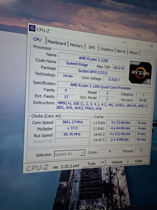 Calculator ryzen 3 1200 , 8gb ram ddr 4  Gigabyte B550  pro   v2, placa video  nvidia 620 gt