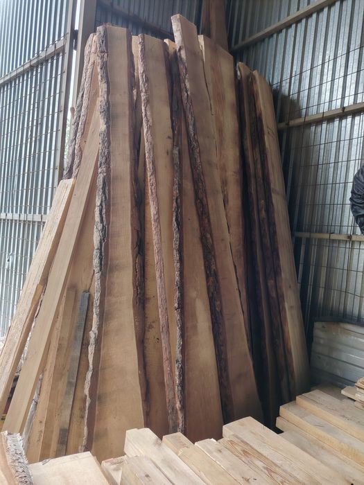 Продам сосна не обрезная сухая
