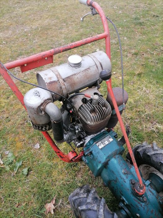 Vând cositoare Rotax 9cp