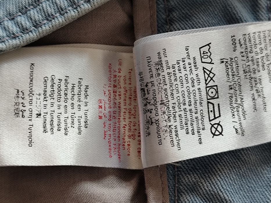 Karl Lagerfeld pantaloni scurți