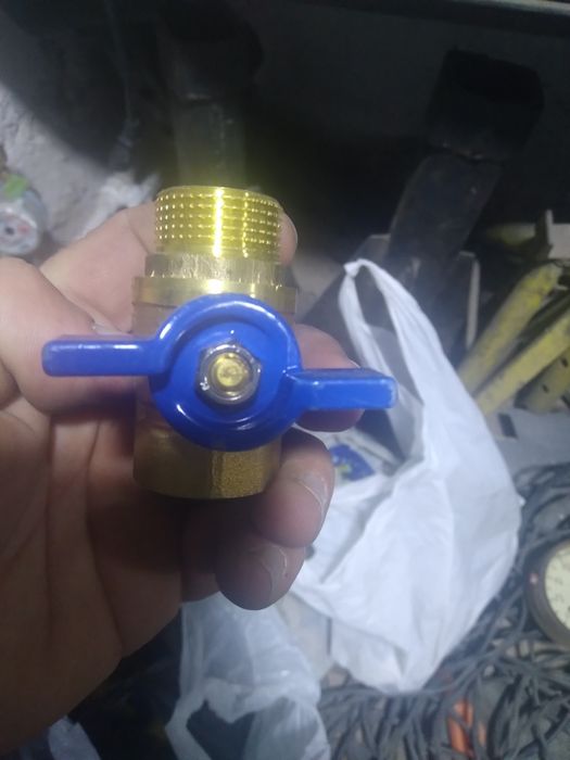 Продам краники..