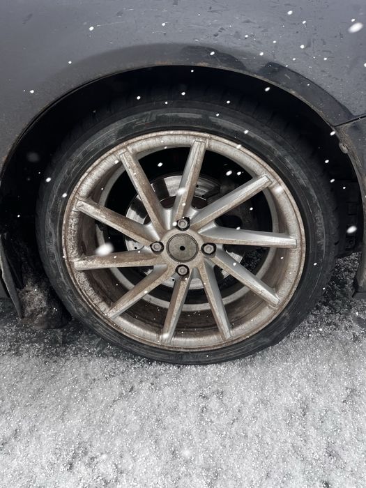 Диски с шинами низкопрофил!