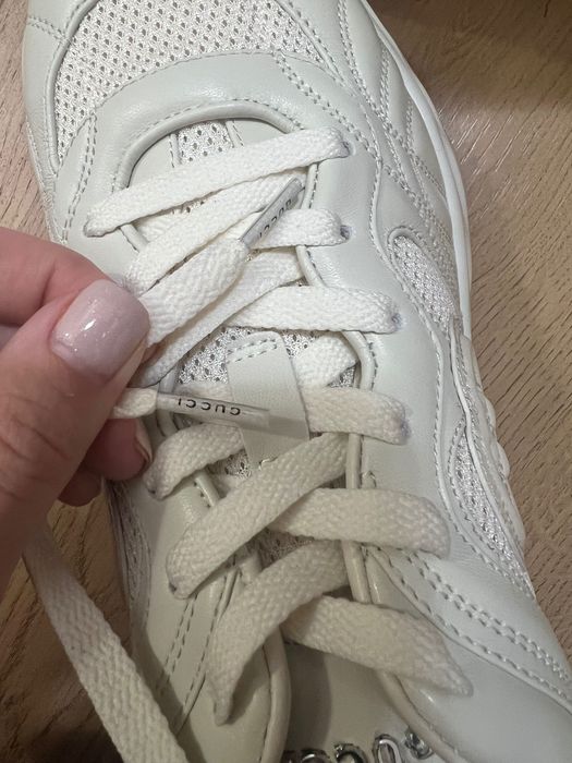 Маратонки Gucci бежови