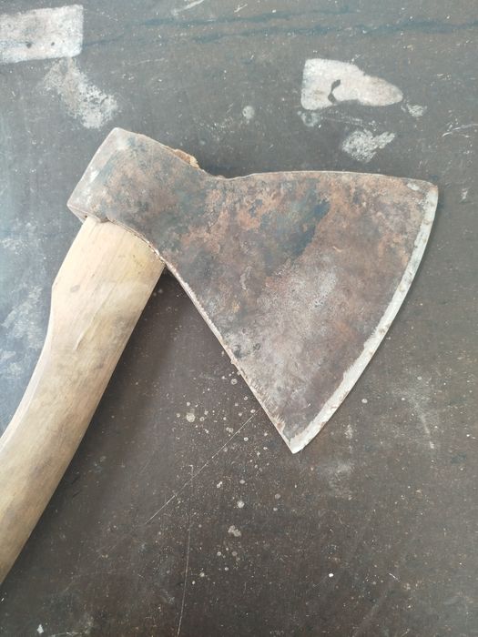 Продам мясной топор