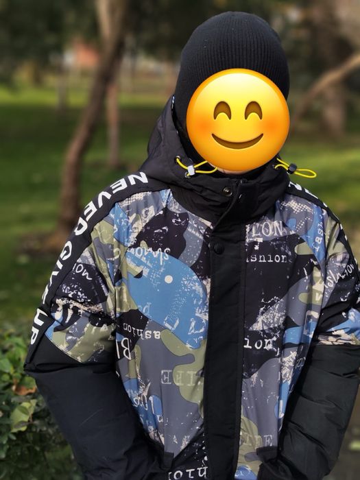 Продам куртки на мальчика 9-13 лет