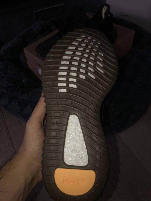 Adidas Yeezy Boost 350 V2 Cinder