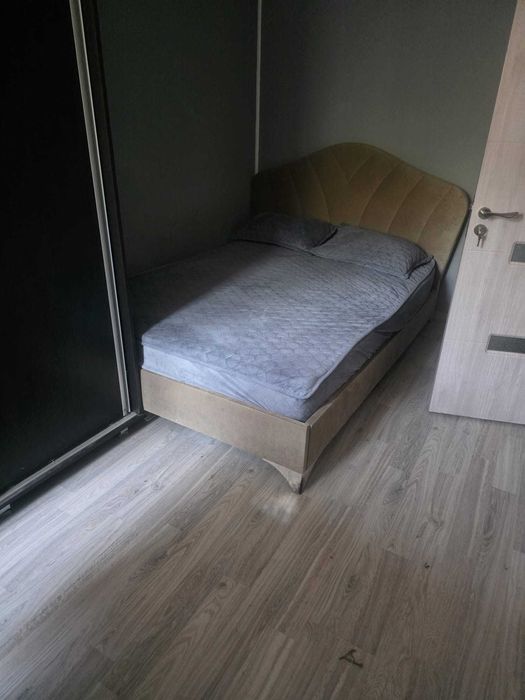 Vand apartament 2 cam apropiere metrou