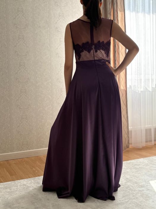 Платье вечернее продам